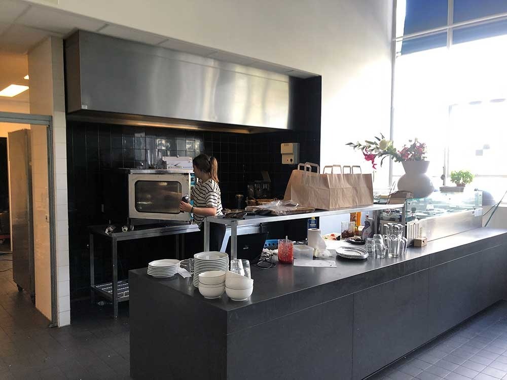 Lunch wordt klaargemaakt